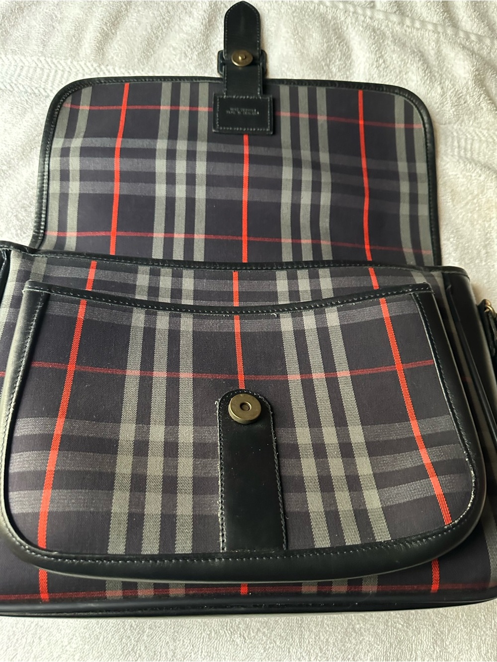 Burberry Nova Check Messenger Crossbody Bag Navy Leather Canvas Laptop Bag - Picture 9 of 13